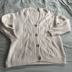 A new day white V neck button down oversized cardigan size large